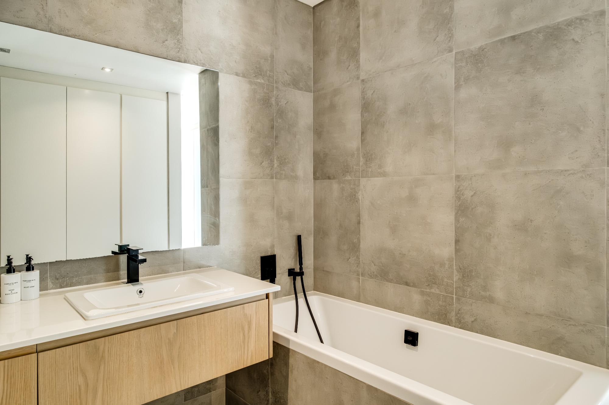 property_[object Object]_27