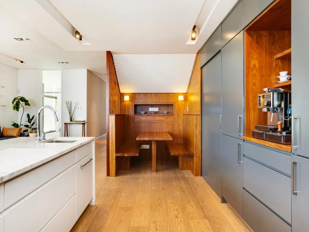 property_[object Object]_11