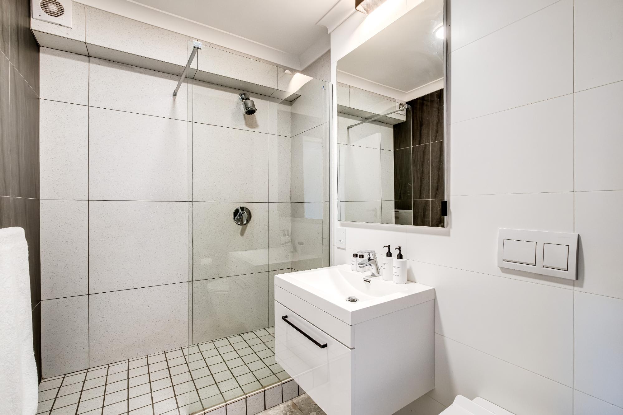 property_[object Object]_23