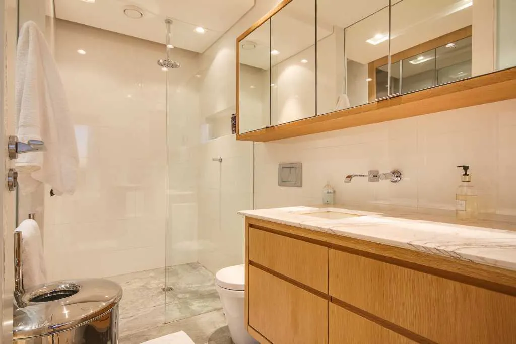 property_[object Object]_7