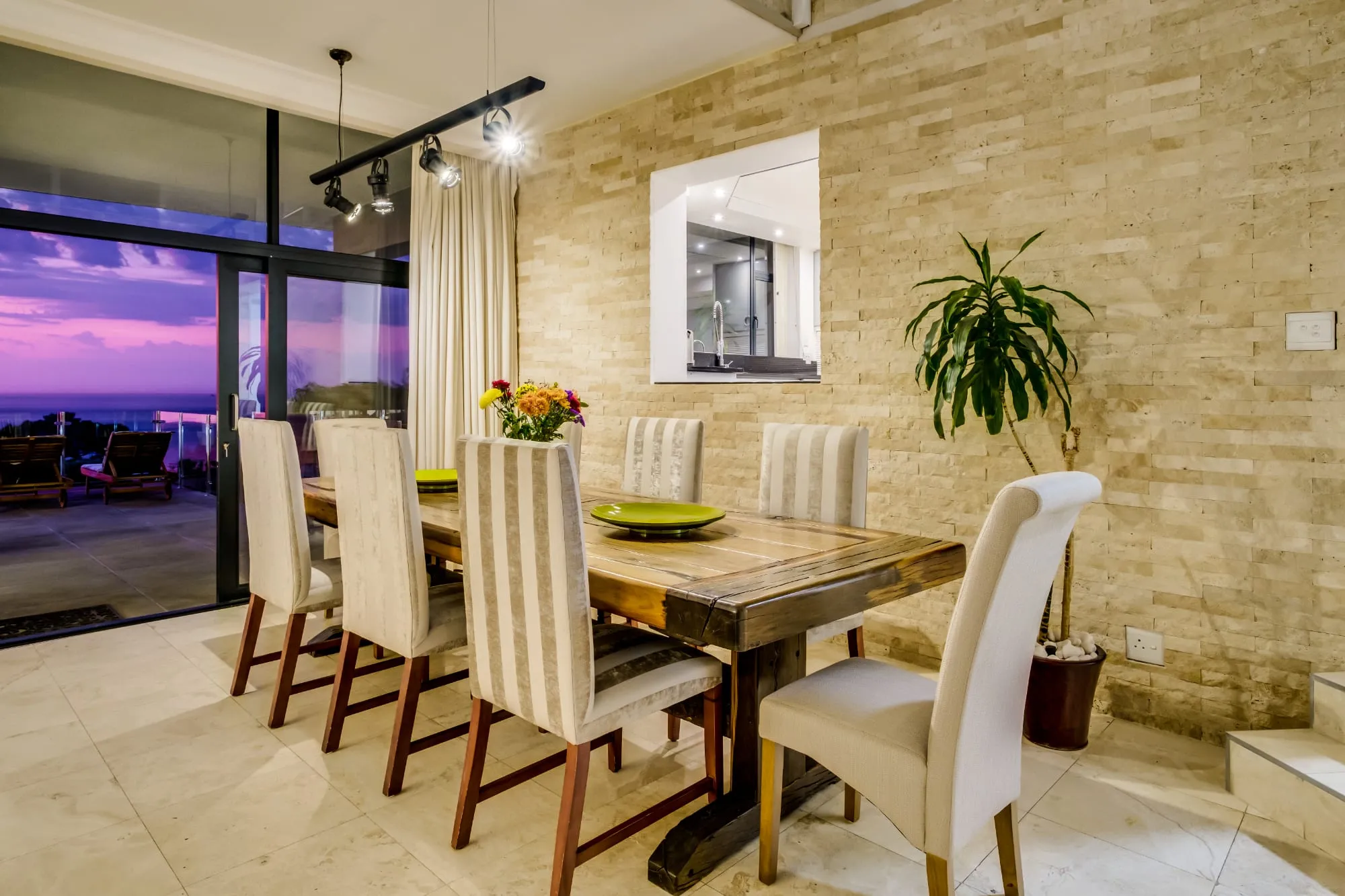 property_[object Object]_4