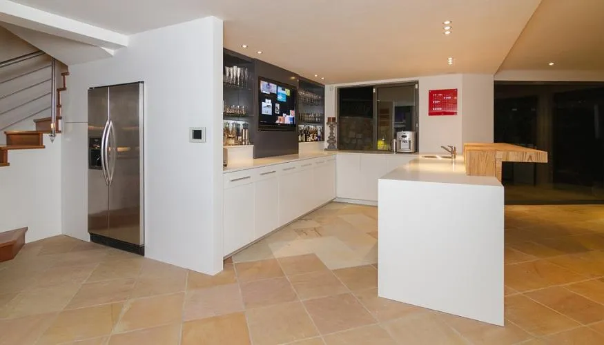 property_[object Object]_11