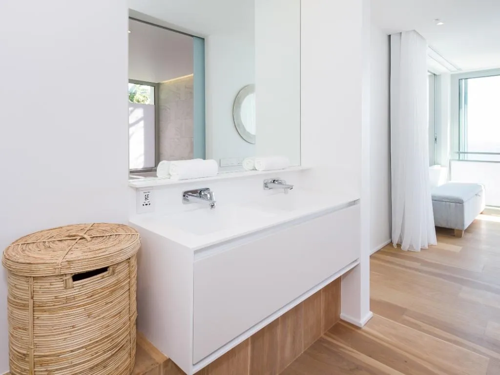 property_[object Object]_13