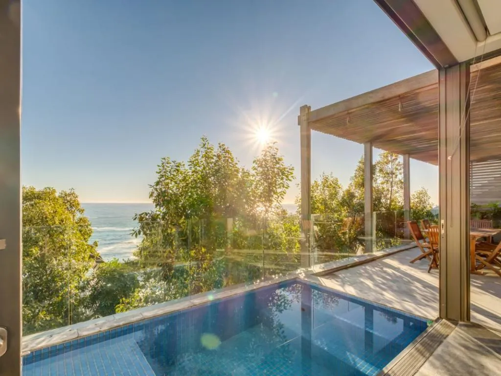 Aquamarine, Camps Bay