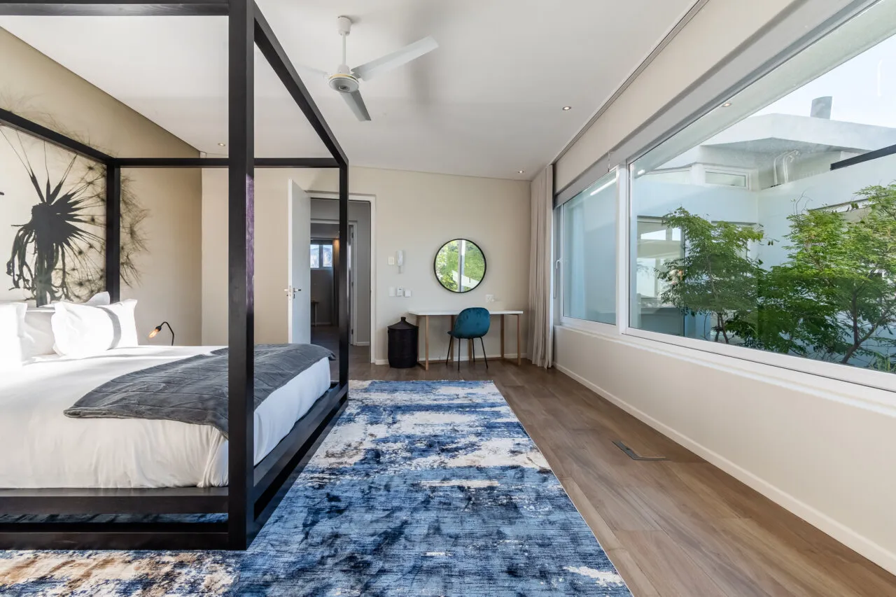 property_[object Object]_12