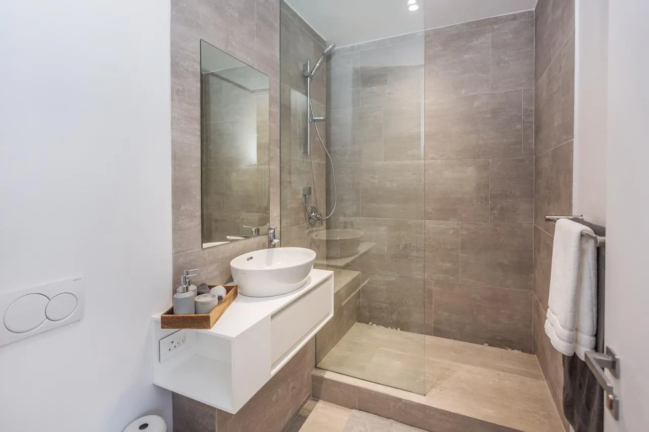 property_[object Object]_11