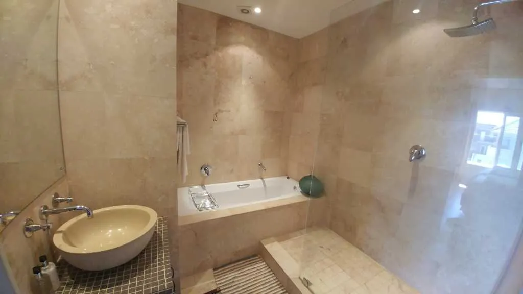 property_[object Object]_8