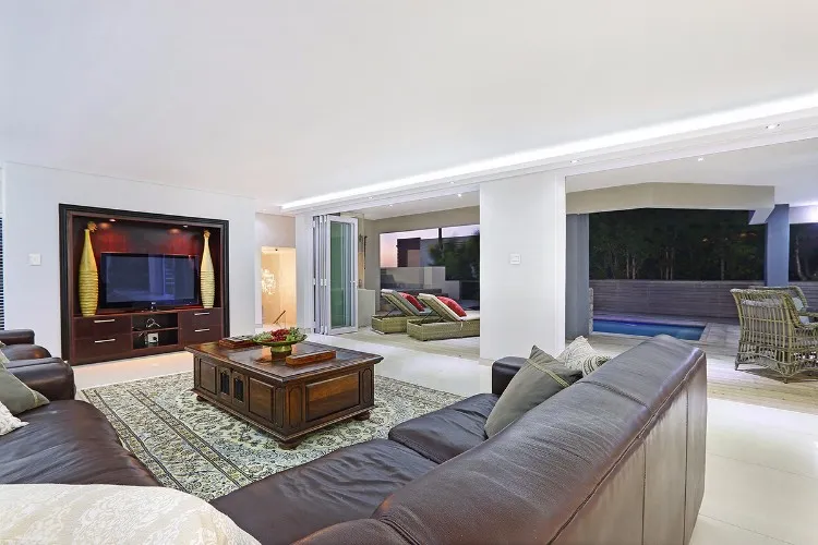 property_[object Object]_12