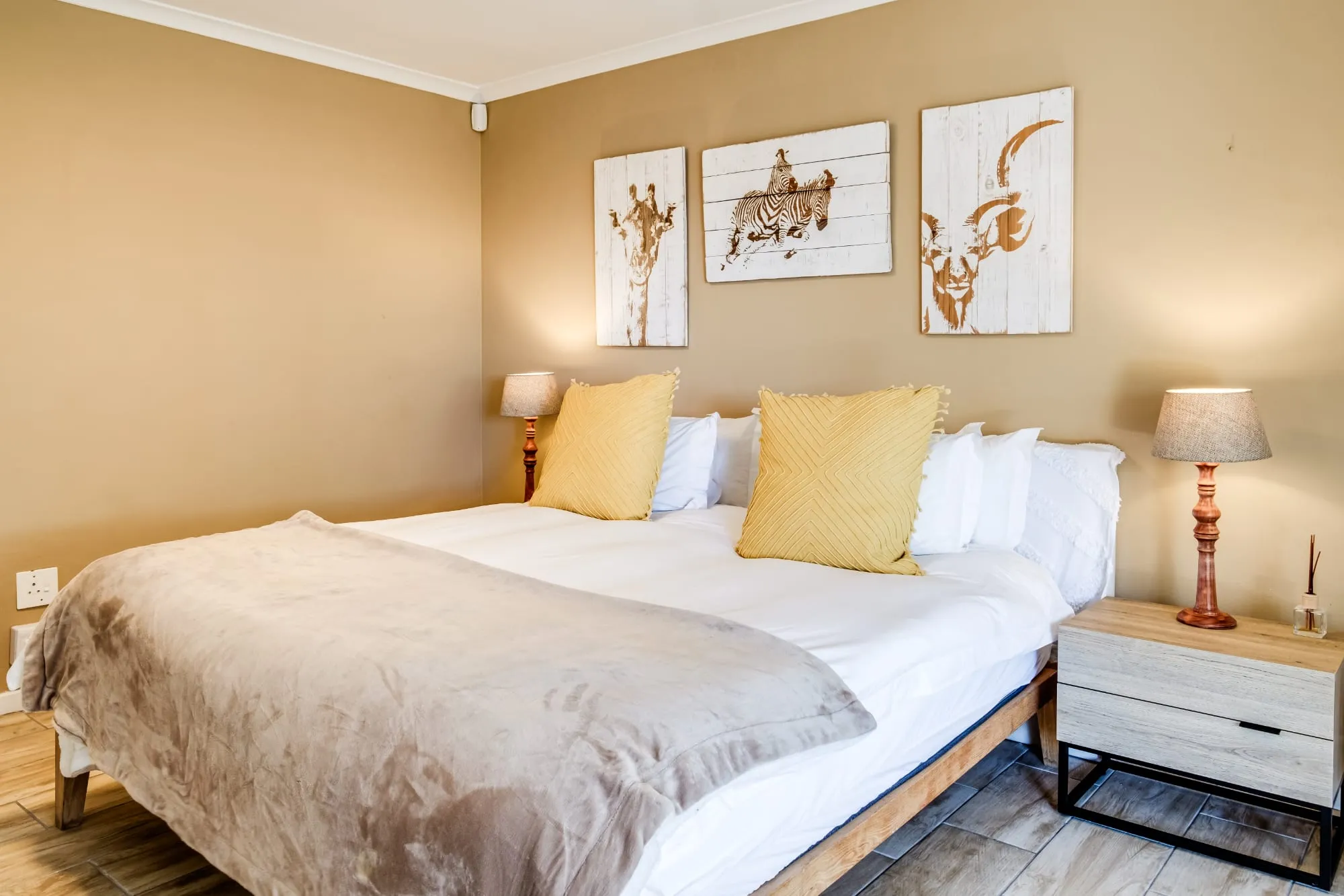 property_[object Object]_12