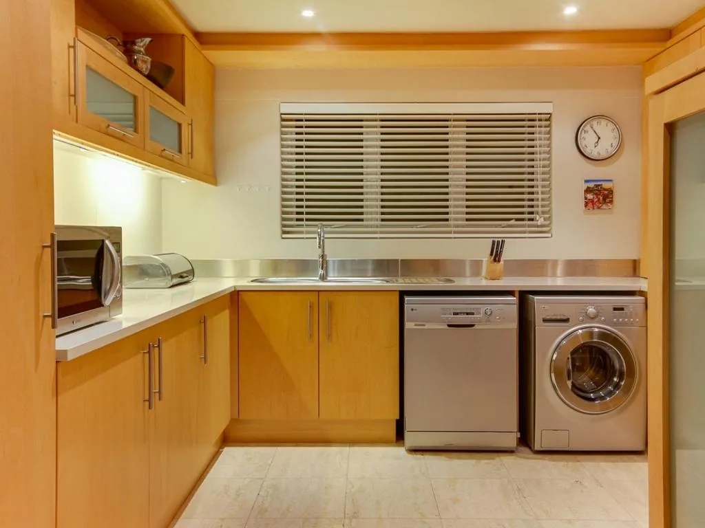 property_[object Object]_12