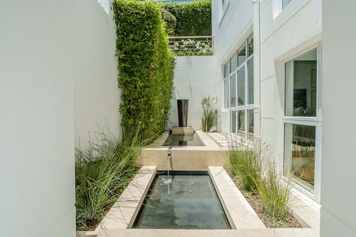 property_[object Object]_5