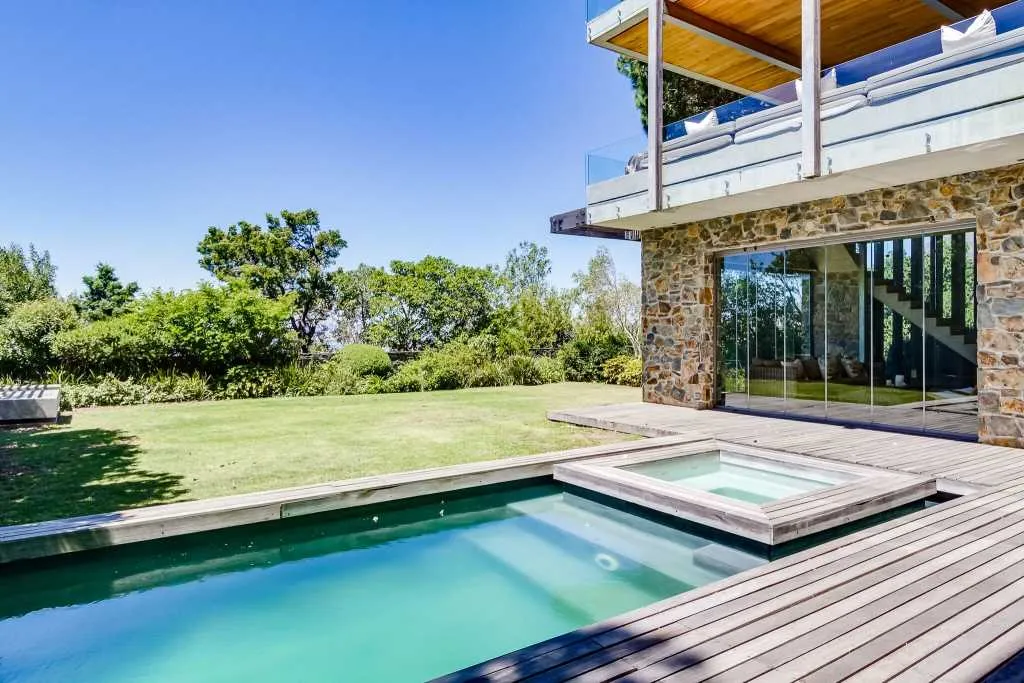 property_[object Object]_16