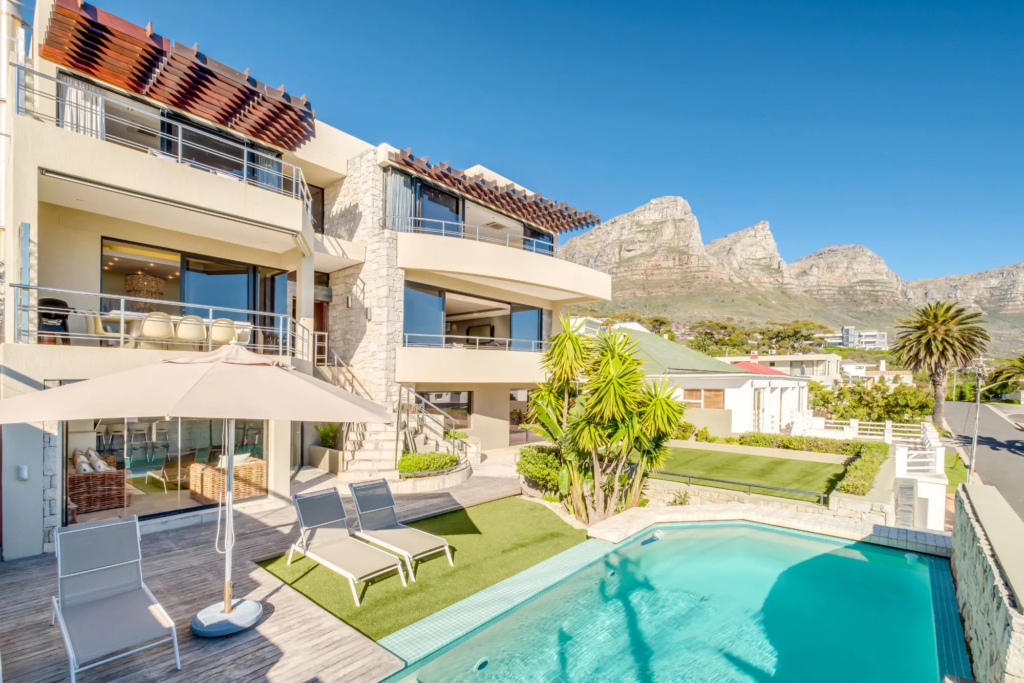 Lions Crest, Camps Bay