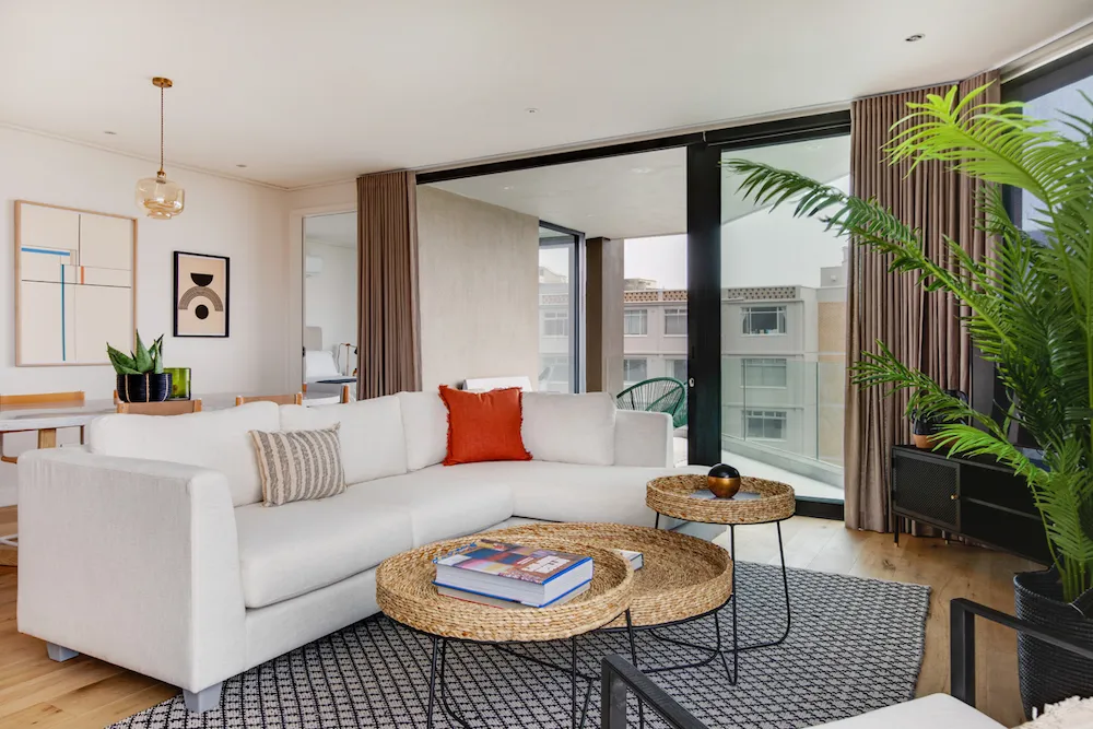 property_[object Object]_19