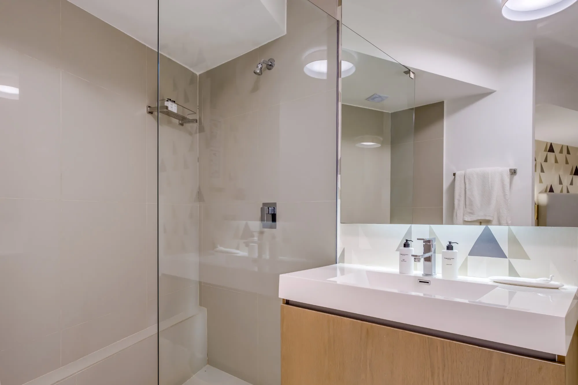 property_[object Object]_16