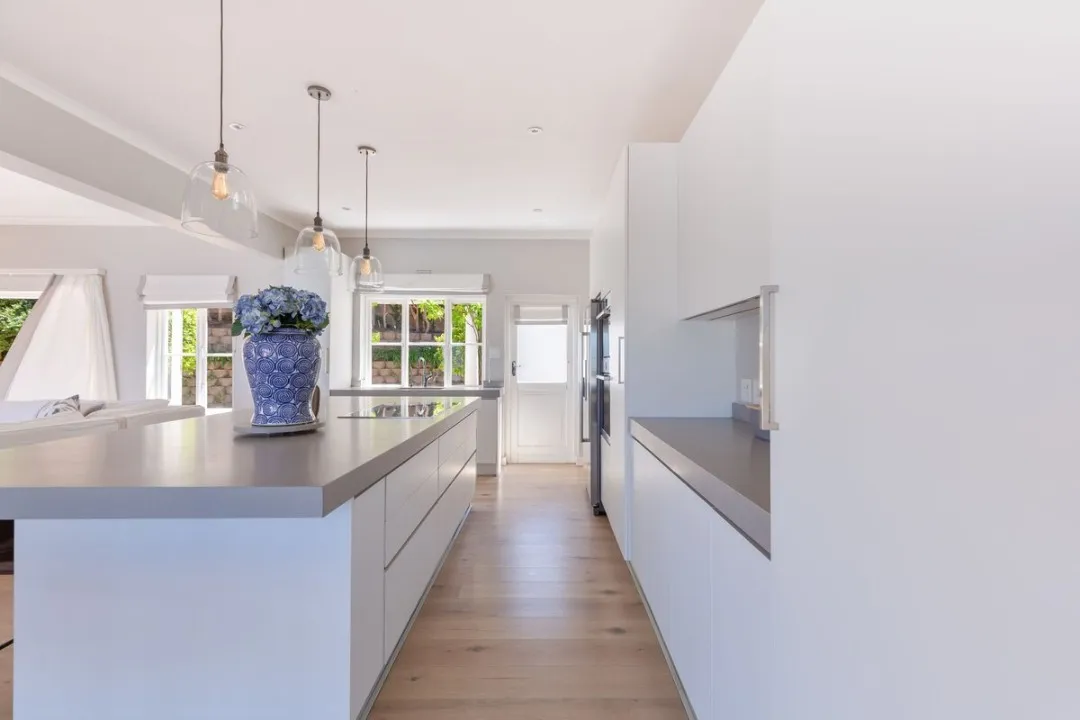 property_[object Object]_4