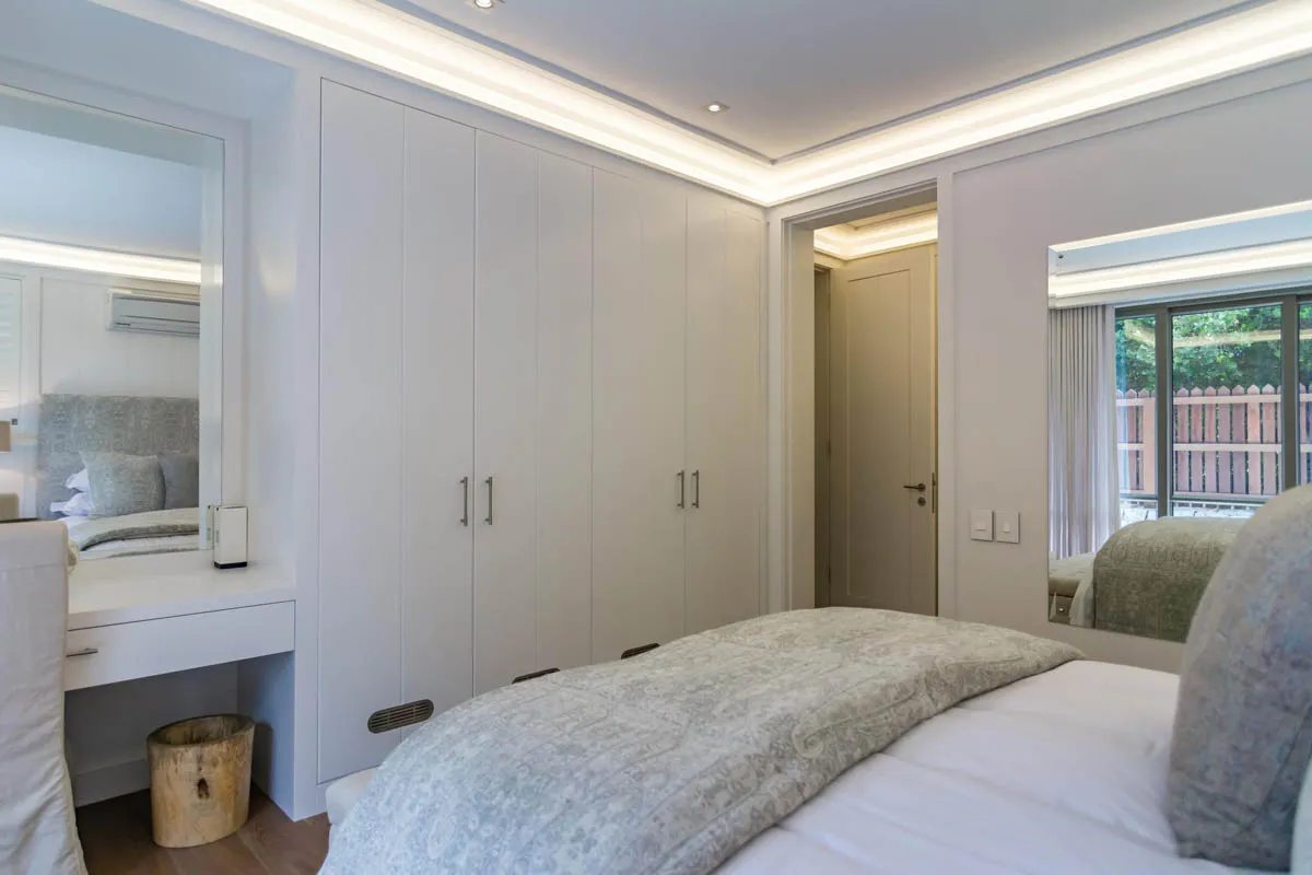 property_[object Object]_9