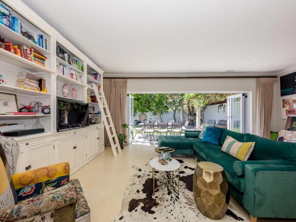 property_[object Object]_10