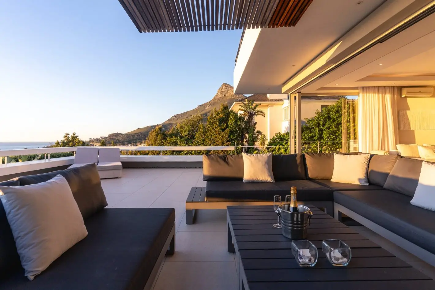 property_[object Object]_29