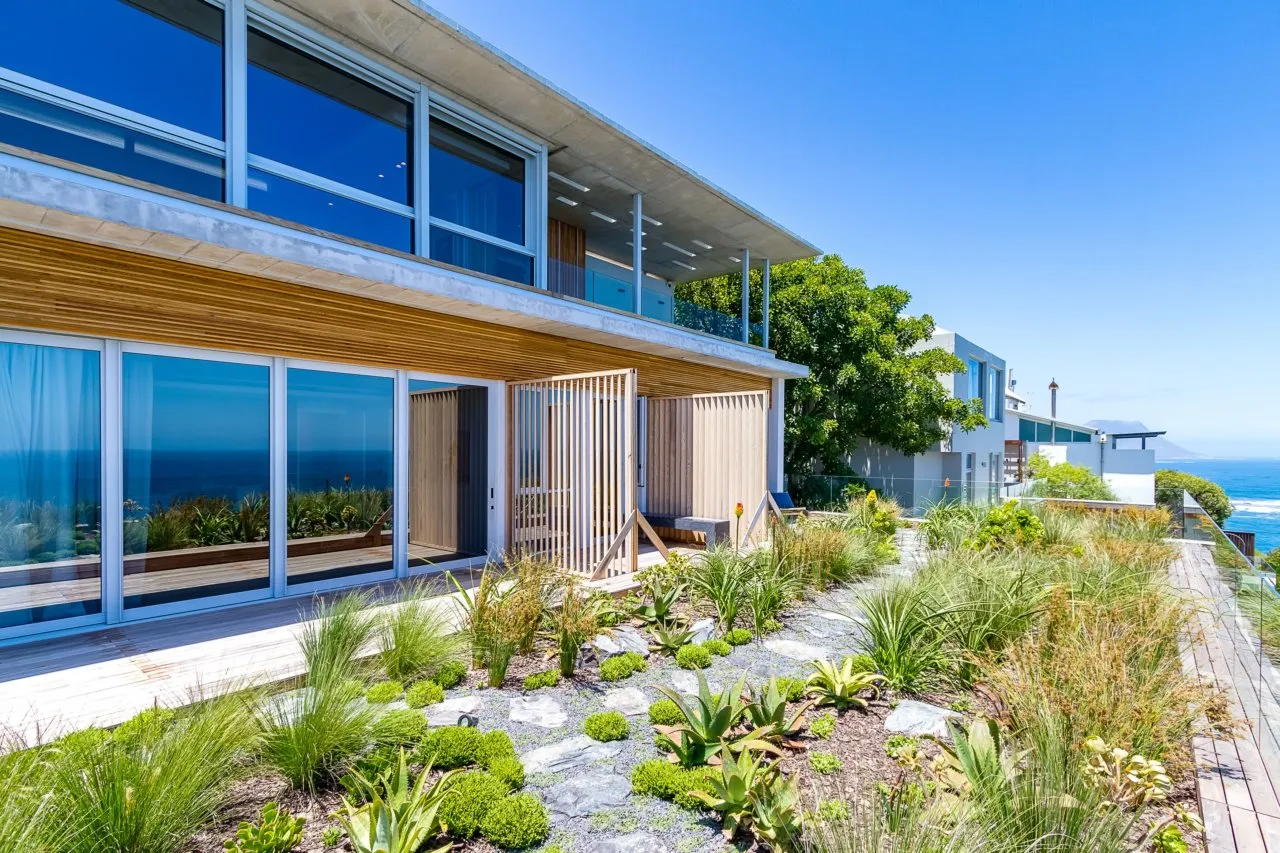Villa 196, Bantry Bay