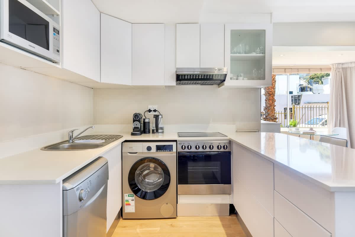 property_[object Object]_10