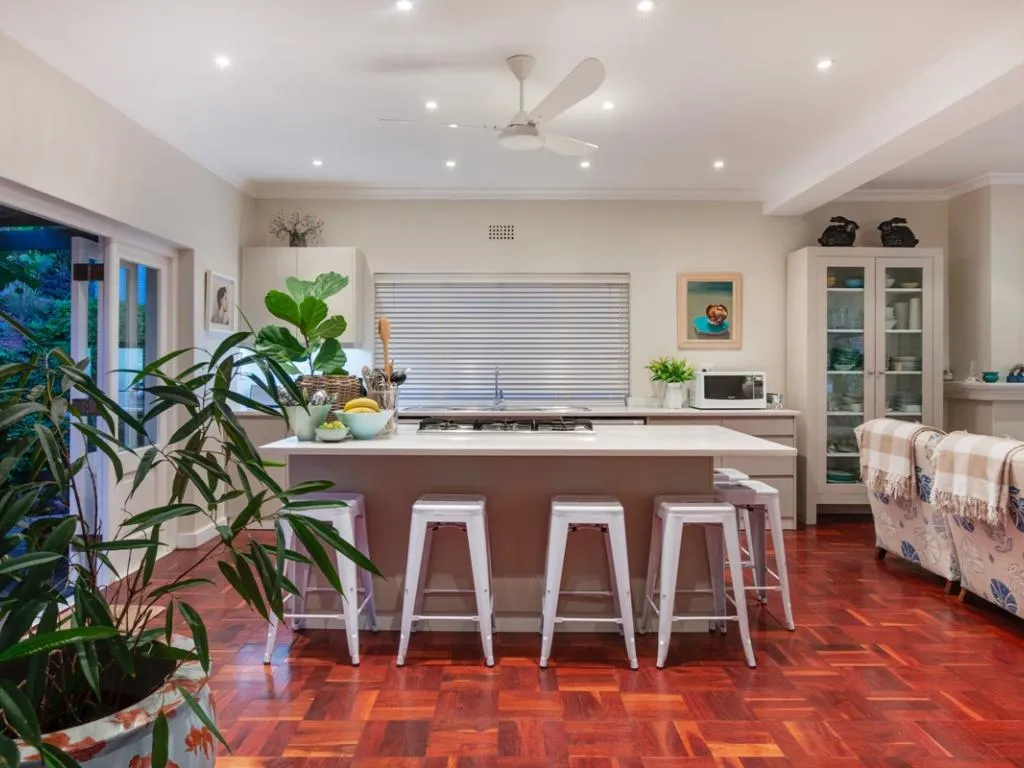 property_[object Object]_12