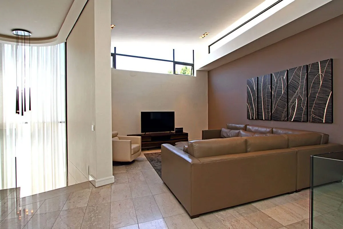 property_[object Object]_34