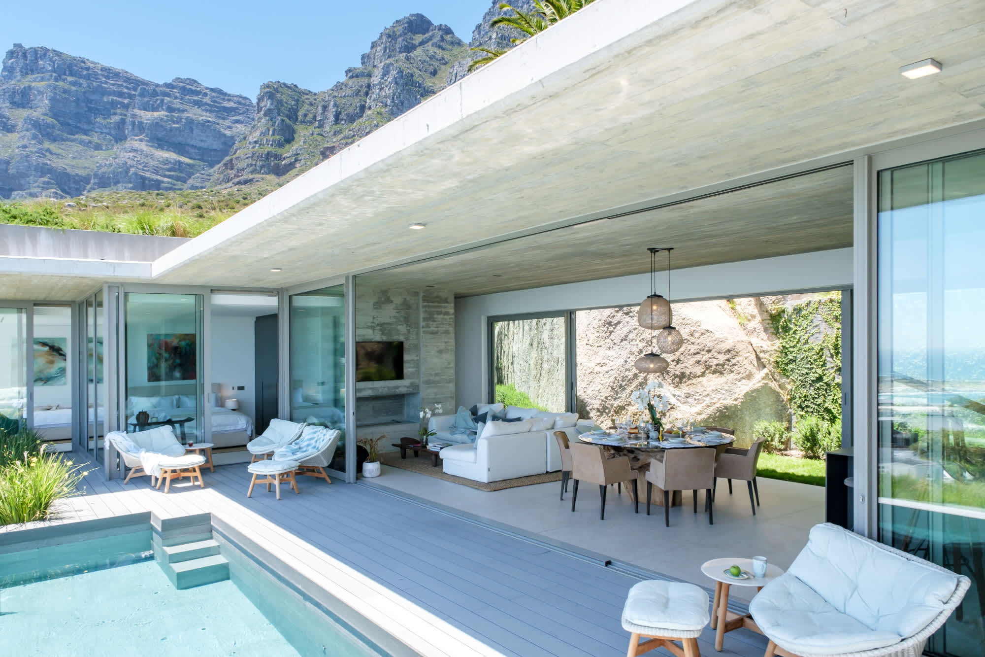 property_[object Object]_12