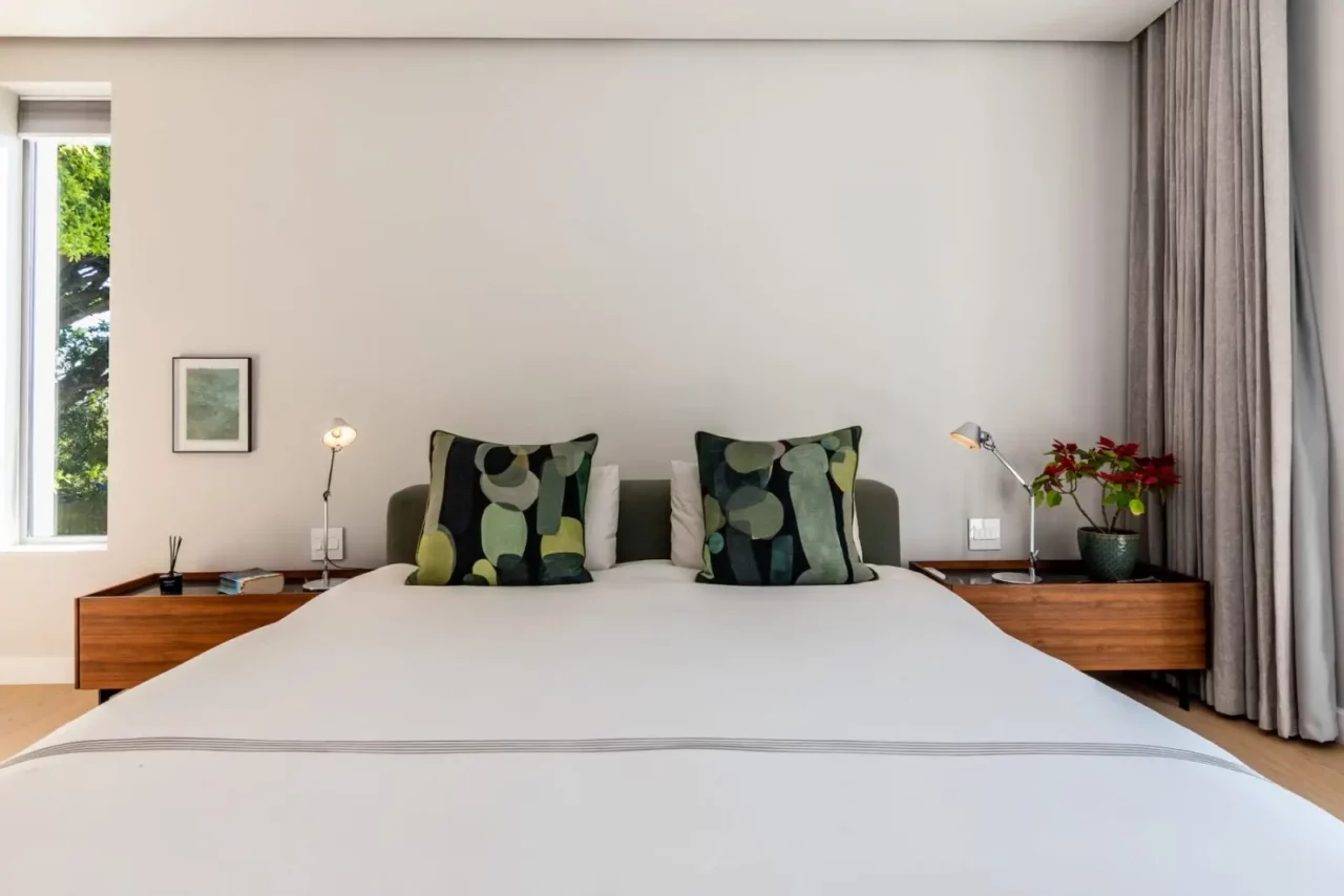 property_[object Object]_4