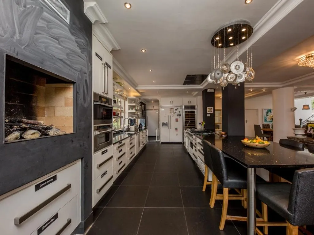 property_[object Object]_12