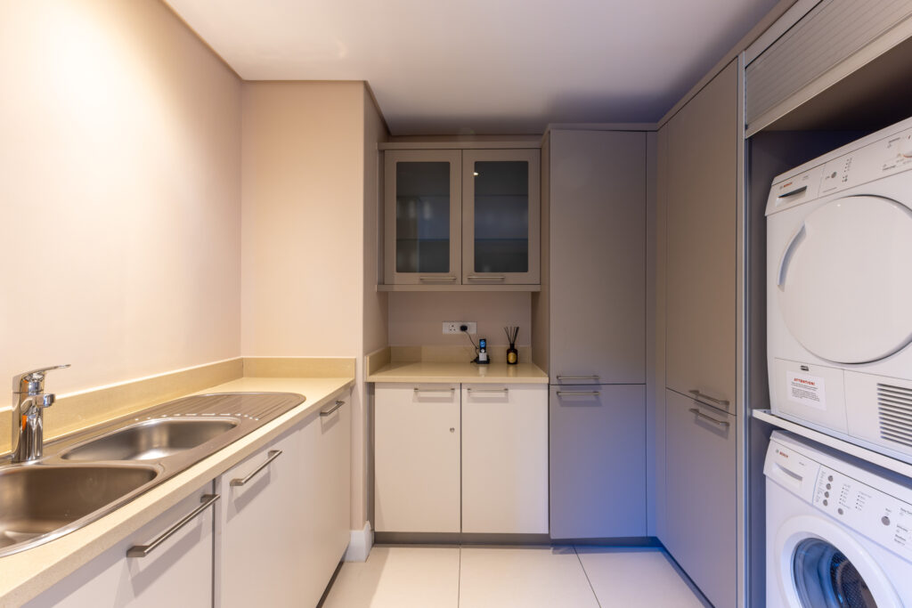 property_[object Object]_10