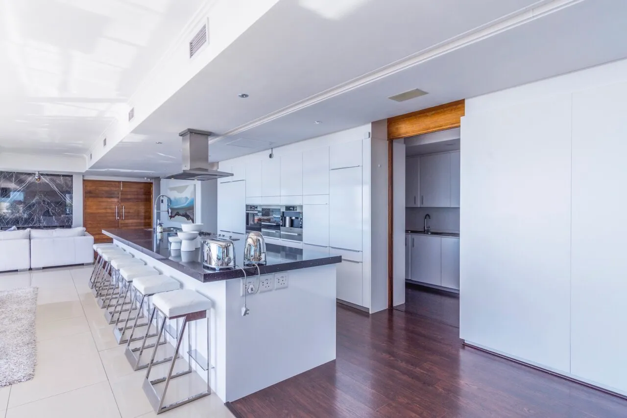 property_[object Object]_7