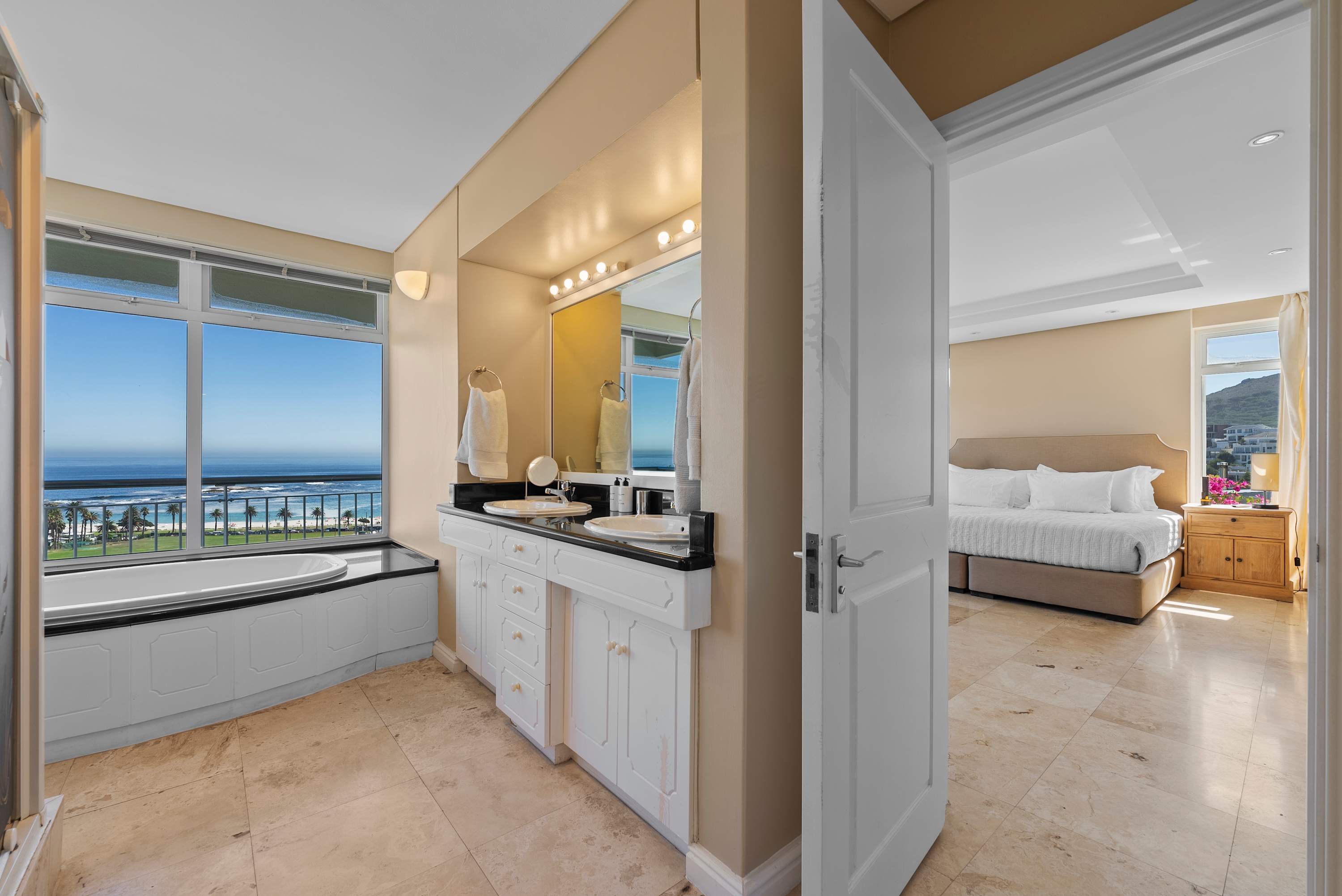 property_[object Object]_28