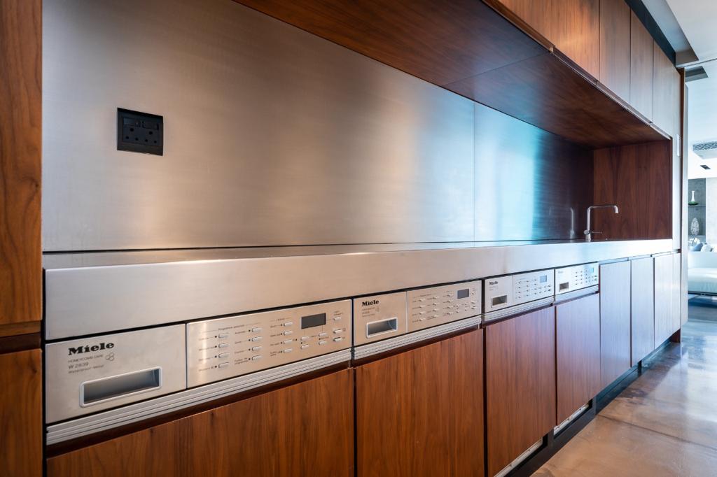 property_[object Object]_10