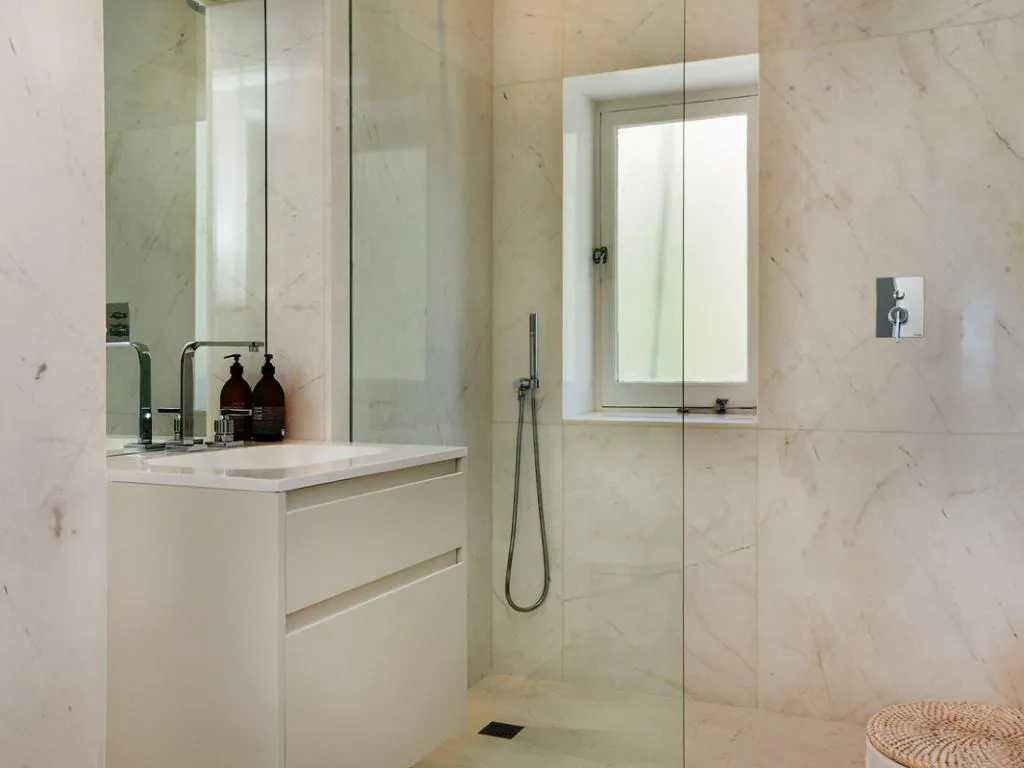 property_[object Object]_8