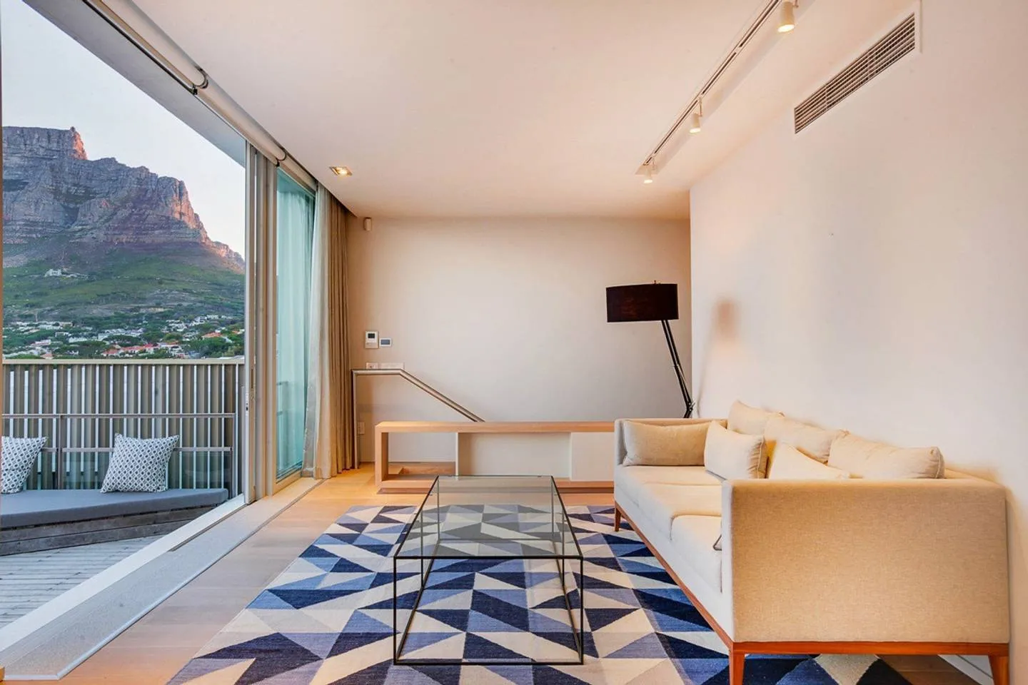 property_[object Object]_38