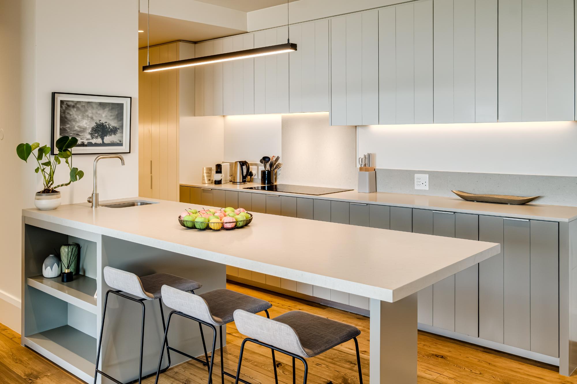 property_[object Object]_18