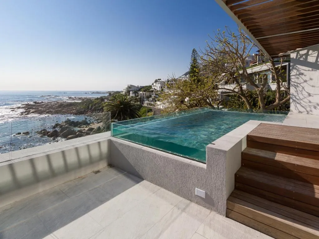 property_[object Object]_12