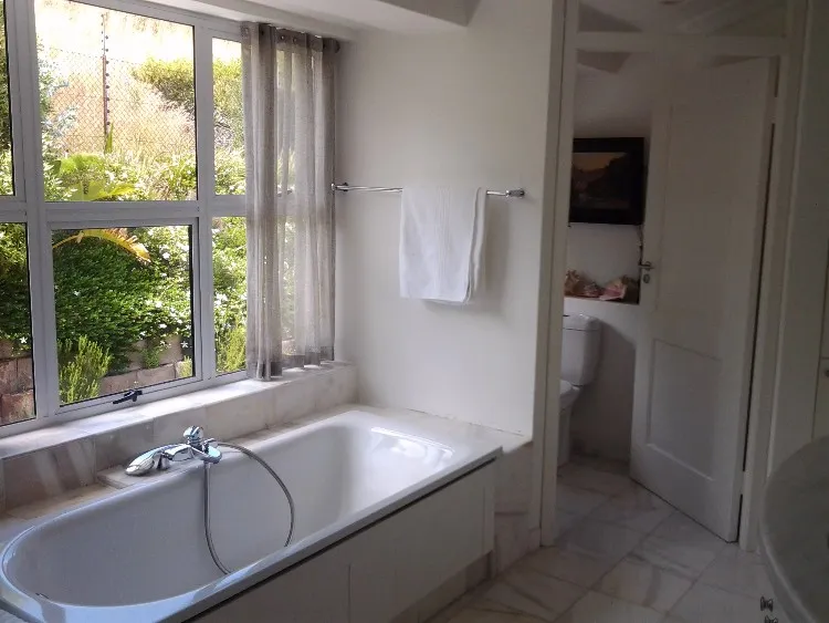 property_[object Object]_13