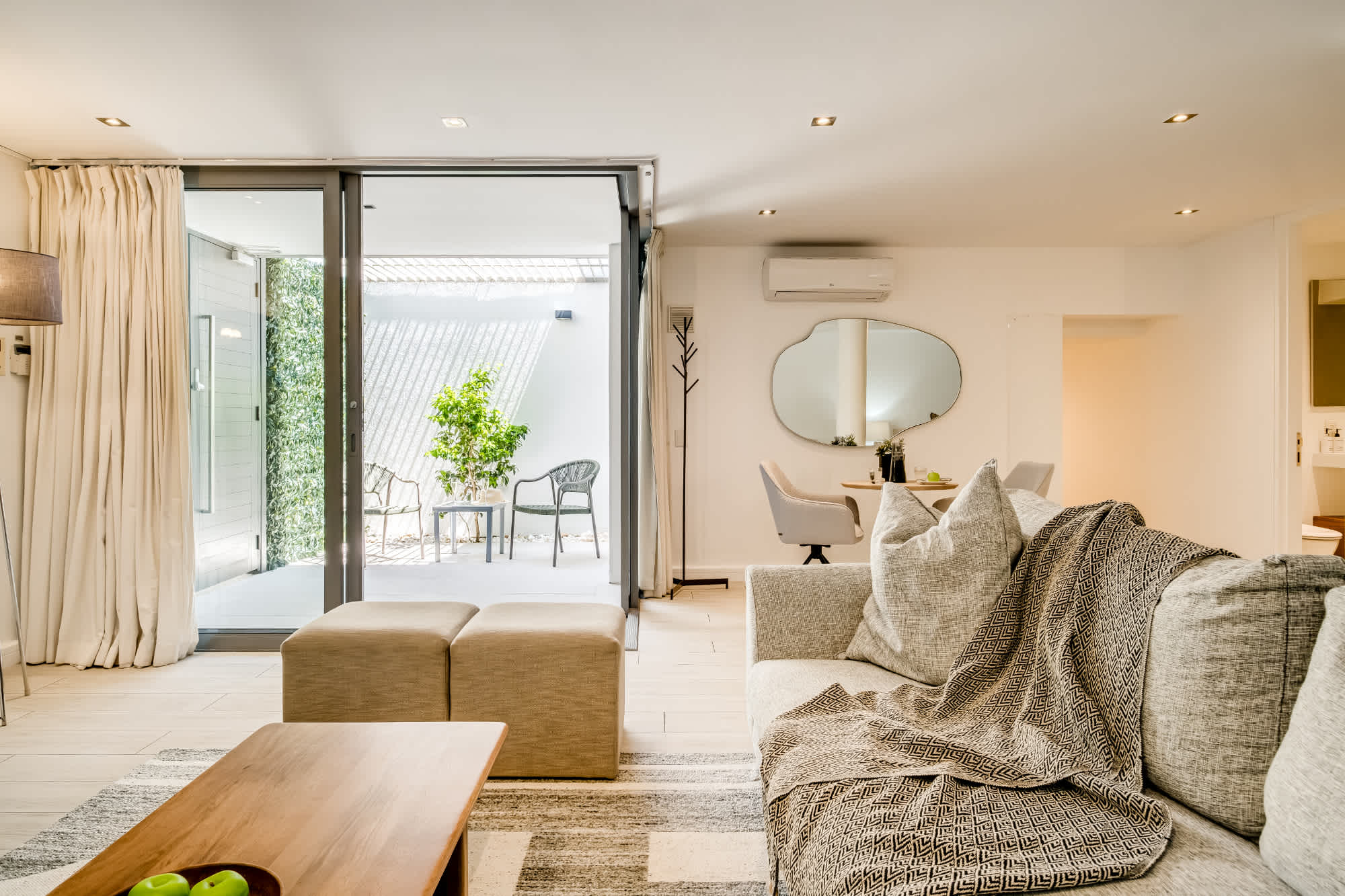 property_[object Object]_5