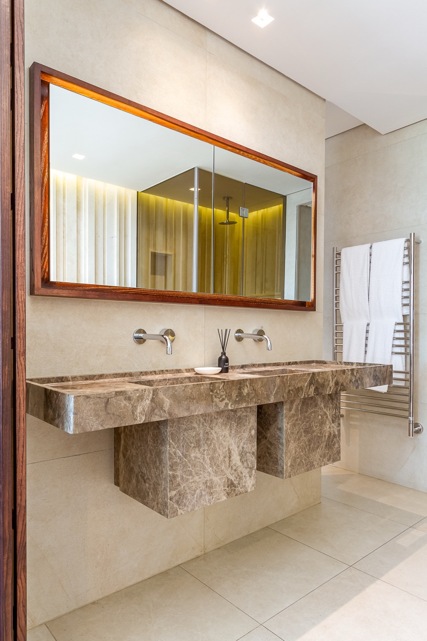 property_[object Object]_25