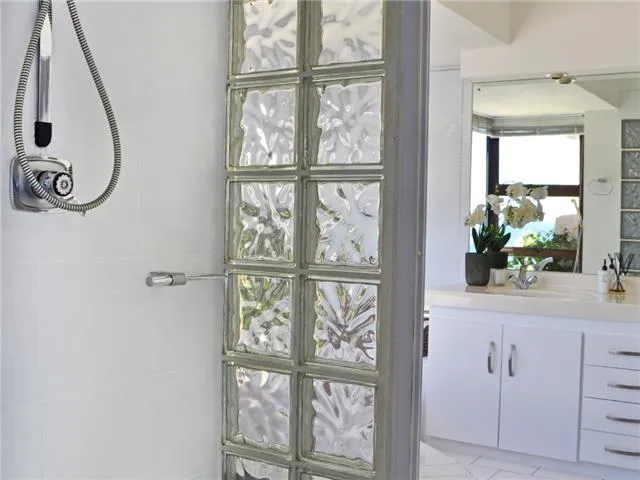 property_[object Object]_17