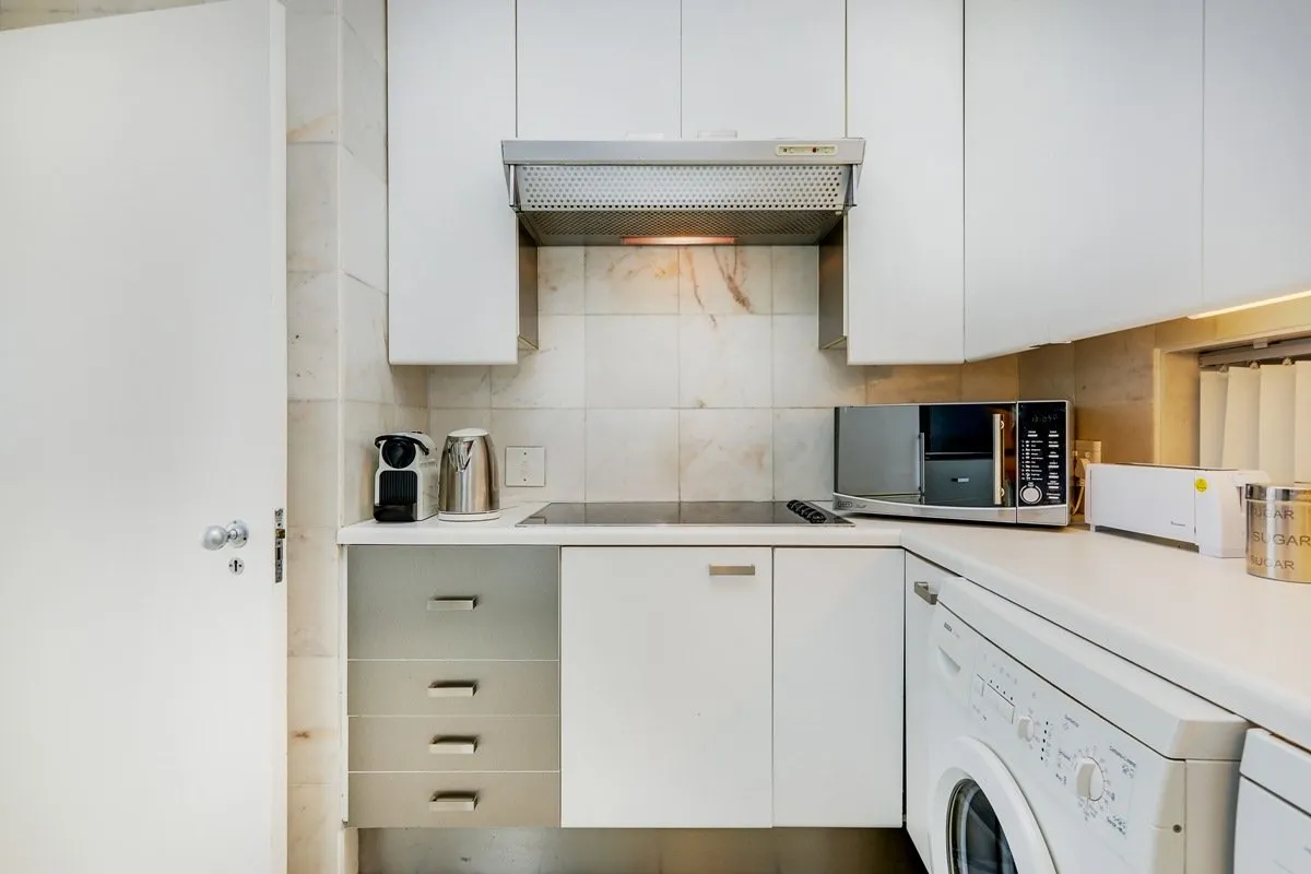 property_[object Object]_13