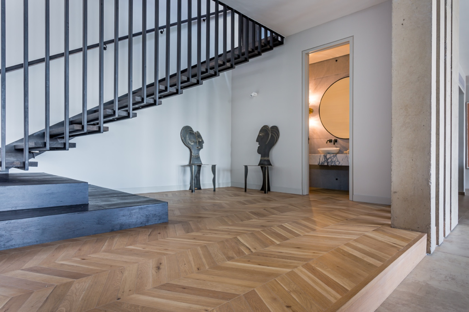 property_[object Object]_12