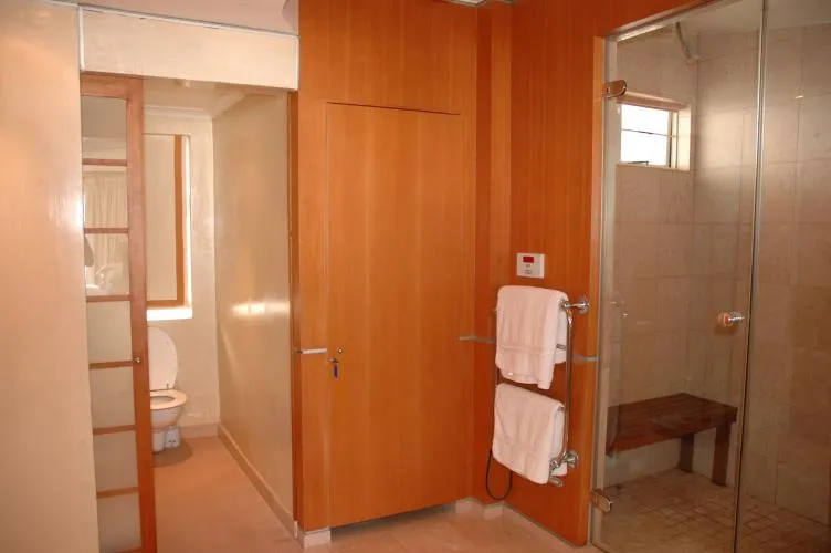 property_[object Object]_7