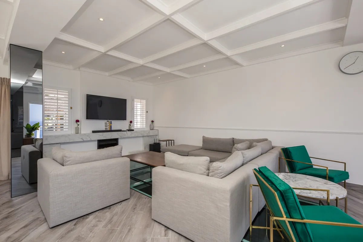 property_[object Object]_25