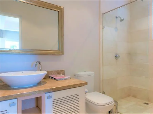 property_[object Object]_7