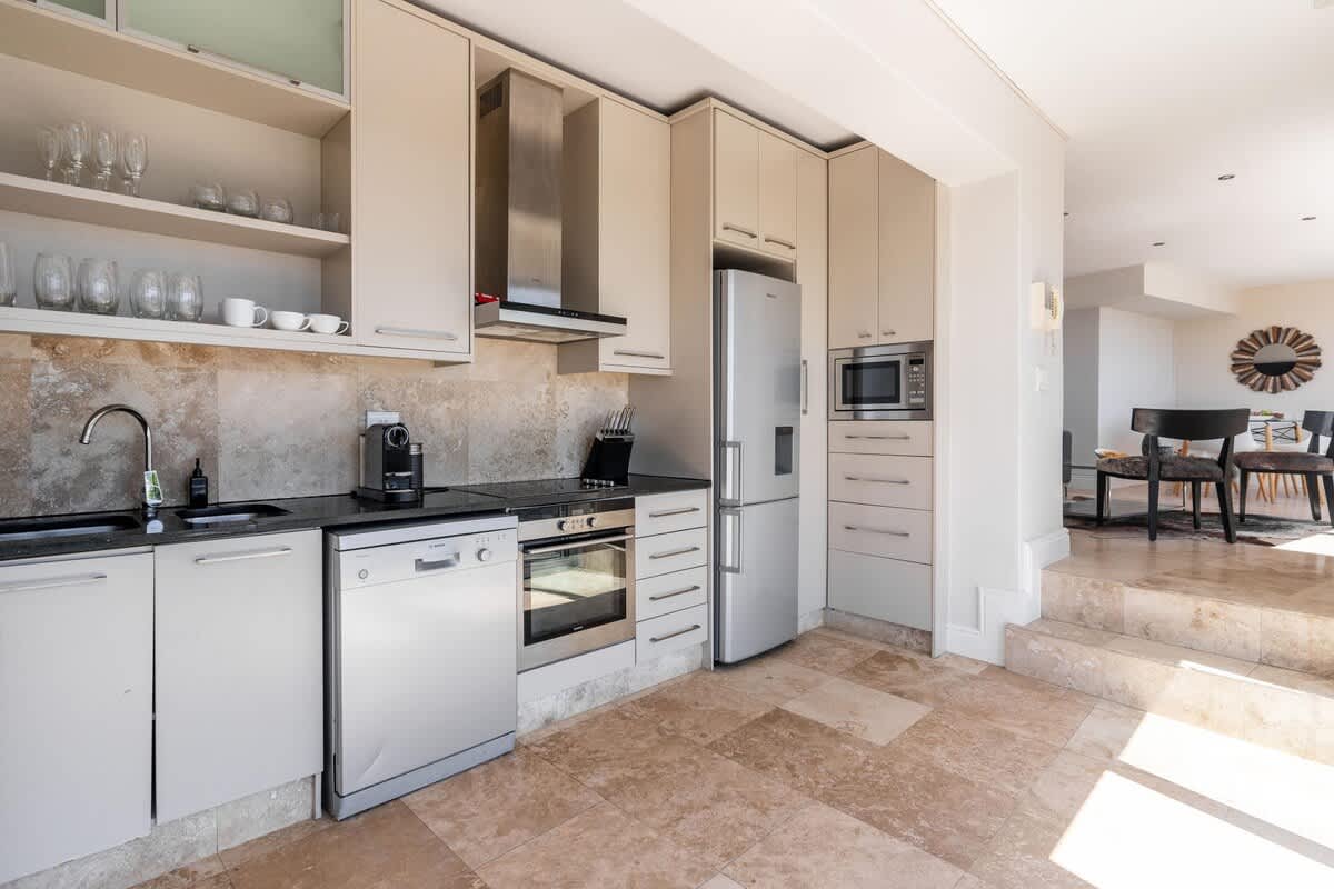 property_[object Object]_8