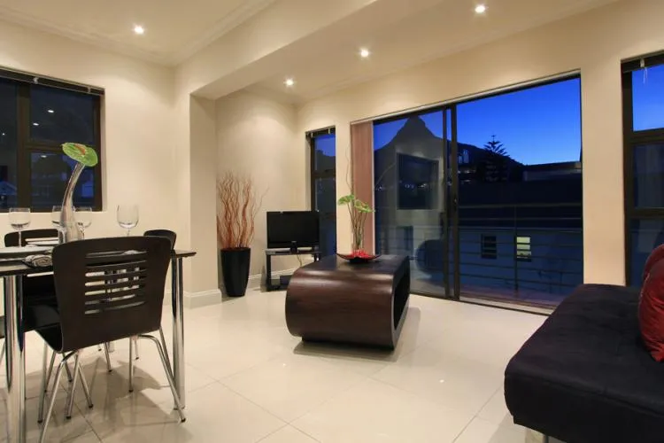 Firmont 206, Sea Point