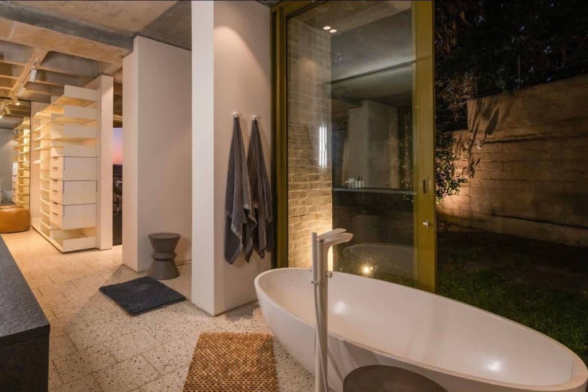 property_[object Object]_24